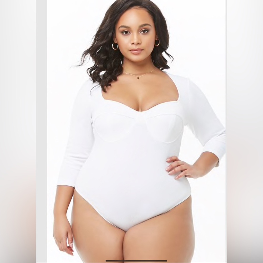 Plus size sweetheart neck bodysuit